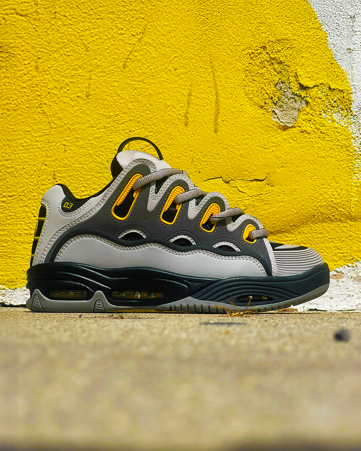 D3 2001 Grey/Black/Yellow