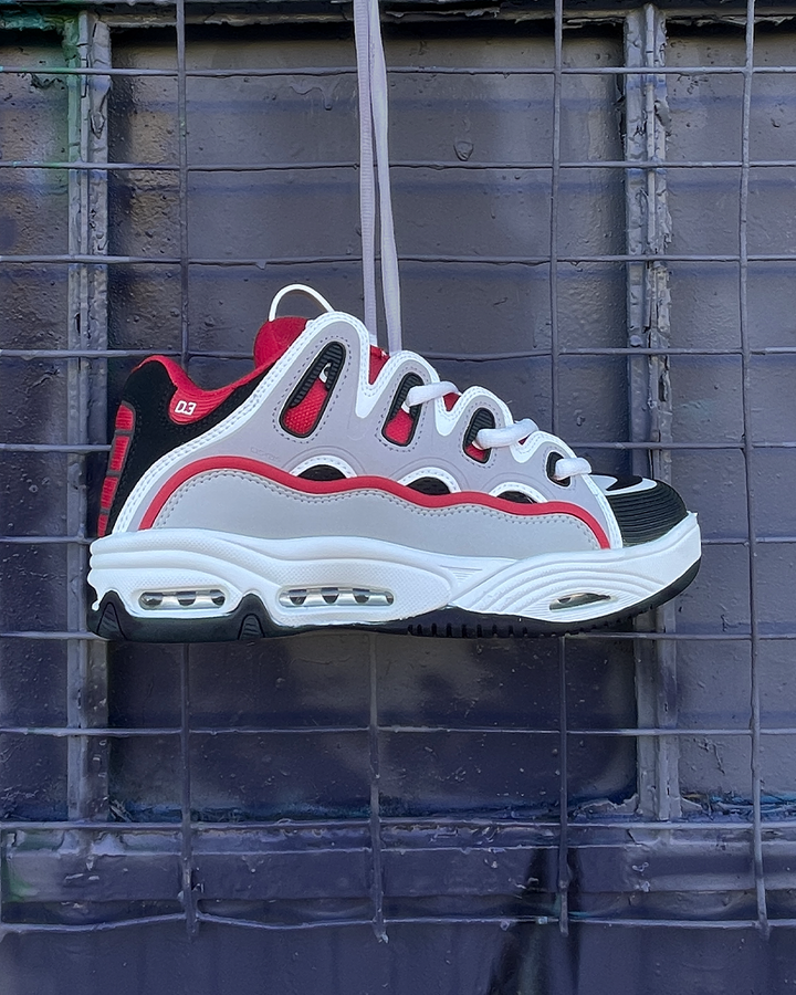 D3 2001 Red/White/Grey